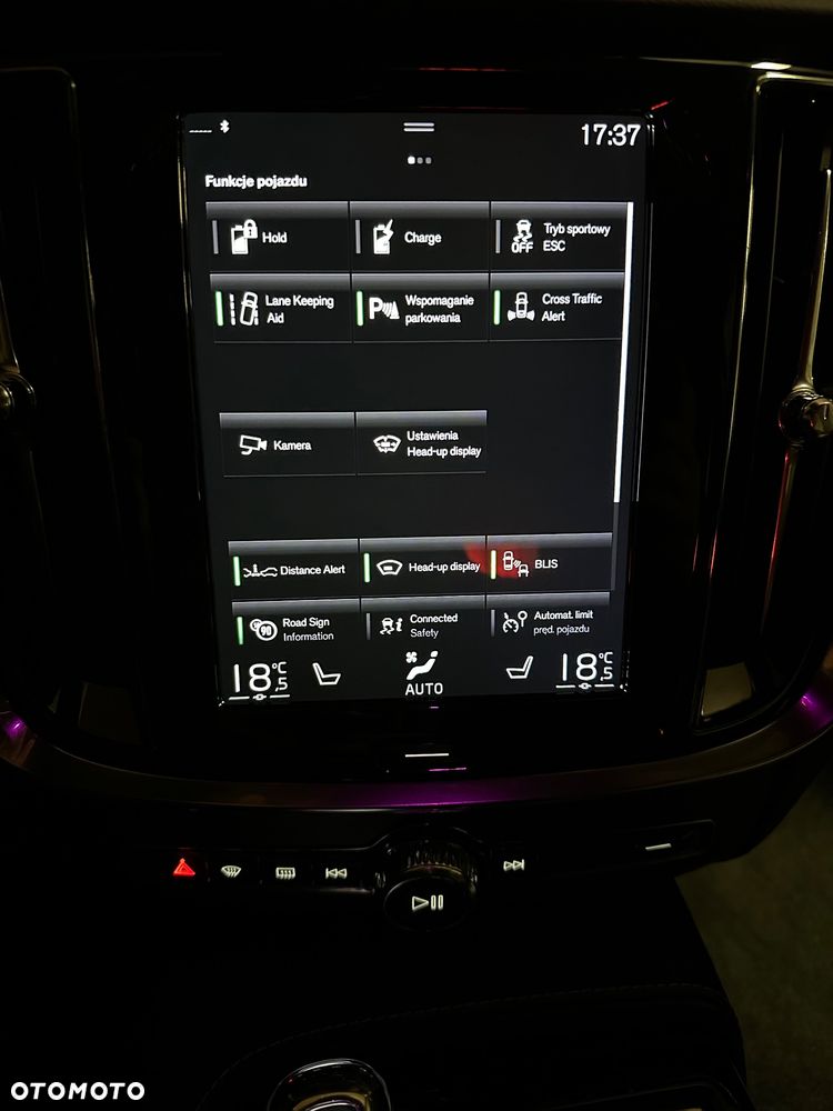 Volvo V60 T8 AWD Plug-In Hybrid Inscription - 21