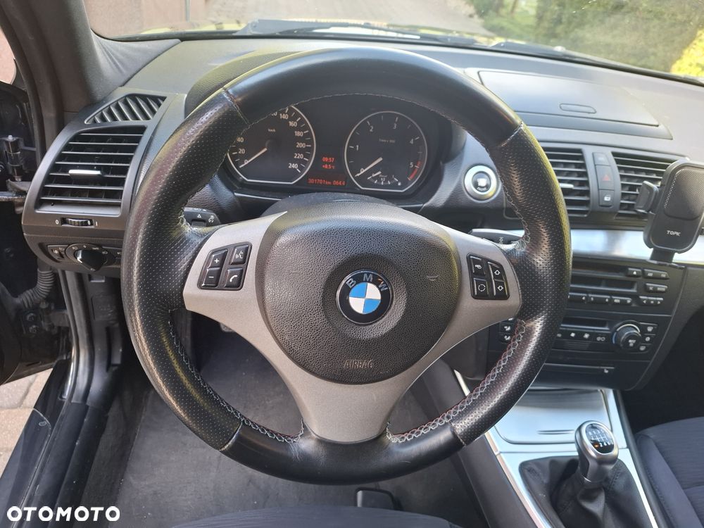 BMW Seria 1 118d - 9