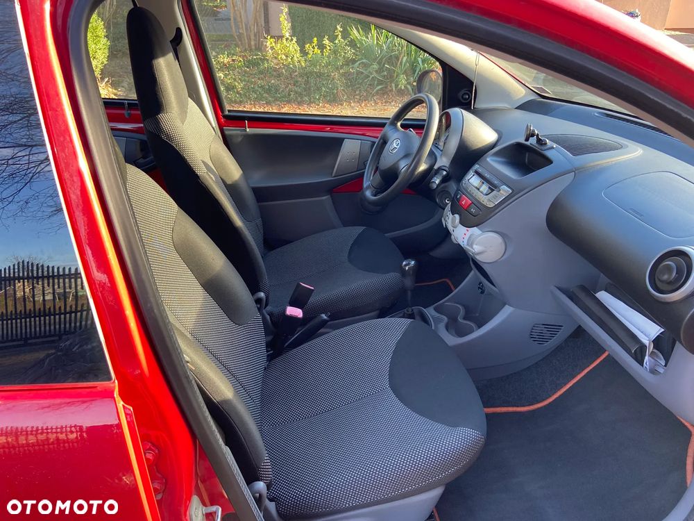 Toyota Aygo - 8