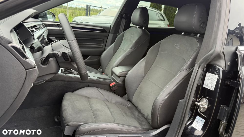 Volkswagen Arteon 2.0 TDI SCR R-Line DSG - 29