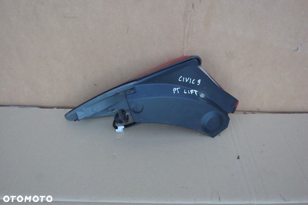 HONDA CIVIC IX LIFT 15-18 lampa prawa tylna - 2