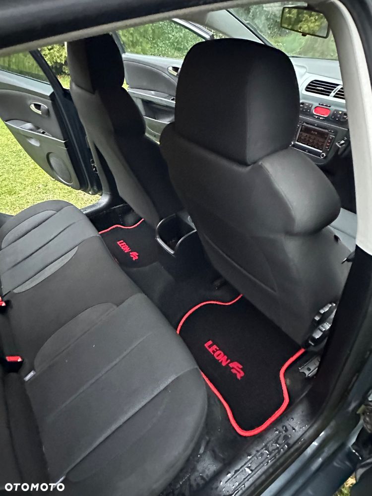 Seat Leon 2.0 TDI DPF FR - 11