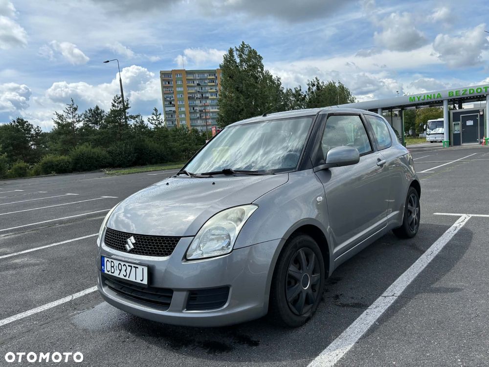 Suzuki Swift 1.3 GC - 13