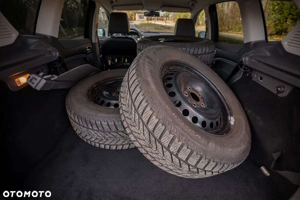 Ford Kuga 2.0 TDCi 4x4 Titanium - 23