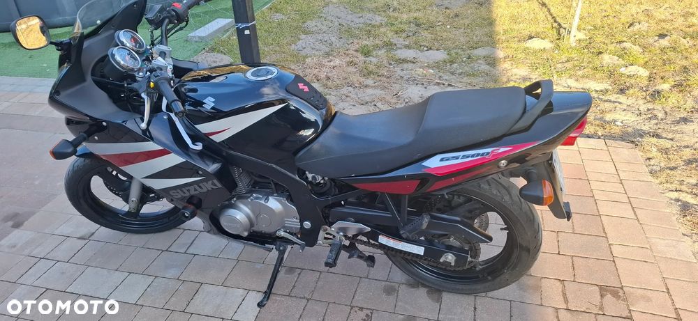Suzuki GS - 2