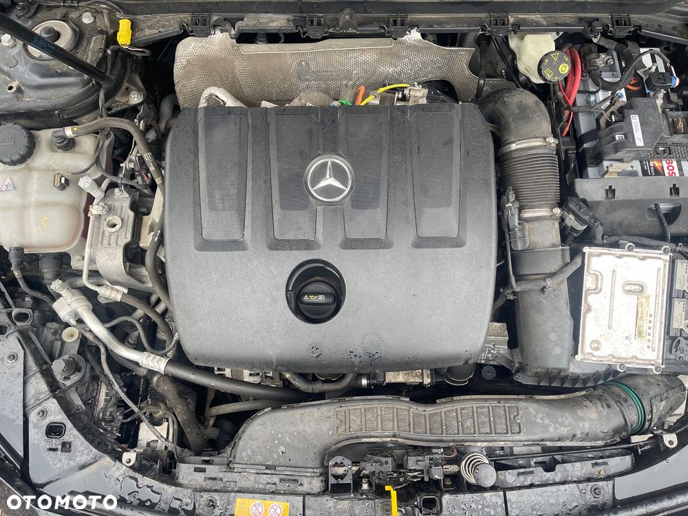 Mercedes-Benz Klasa A 180 d Progressive 7G-DCT - 12
