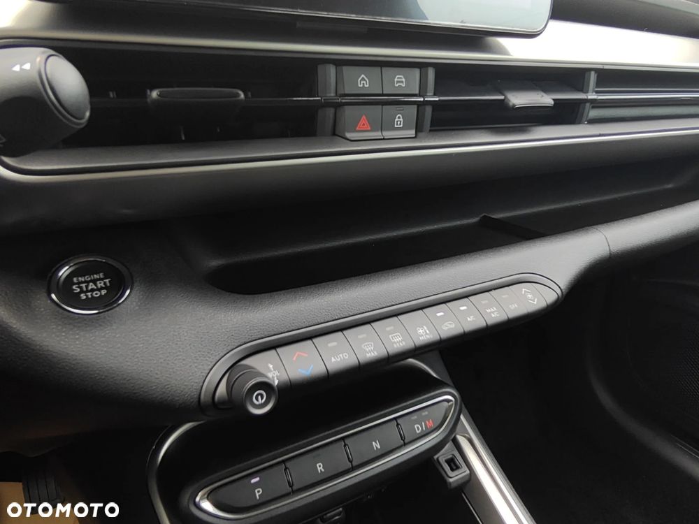 Jeep Avenger 1.2 T3 mHEV Summit FWD eDCT6 - 18