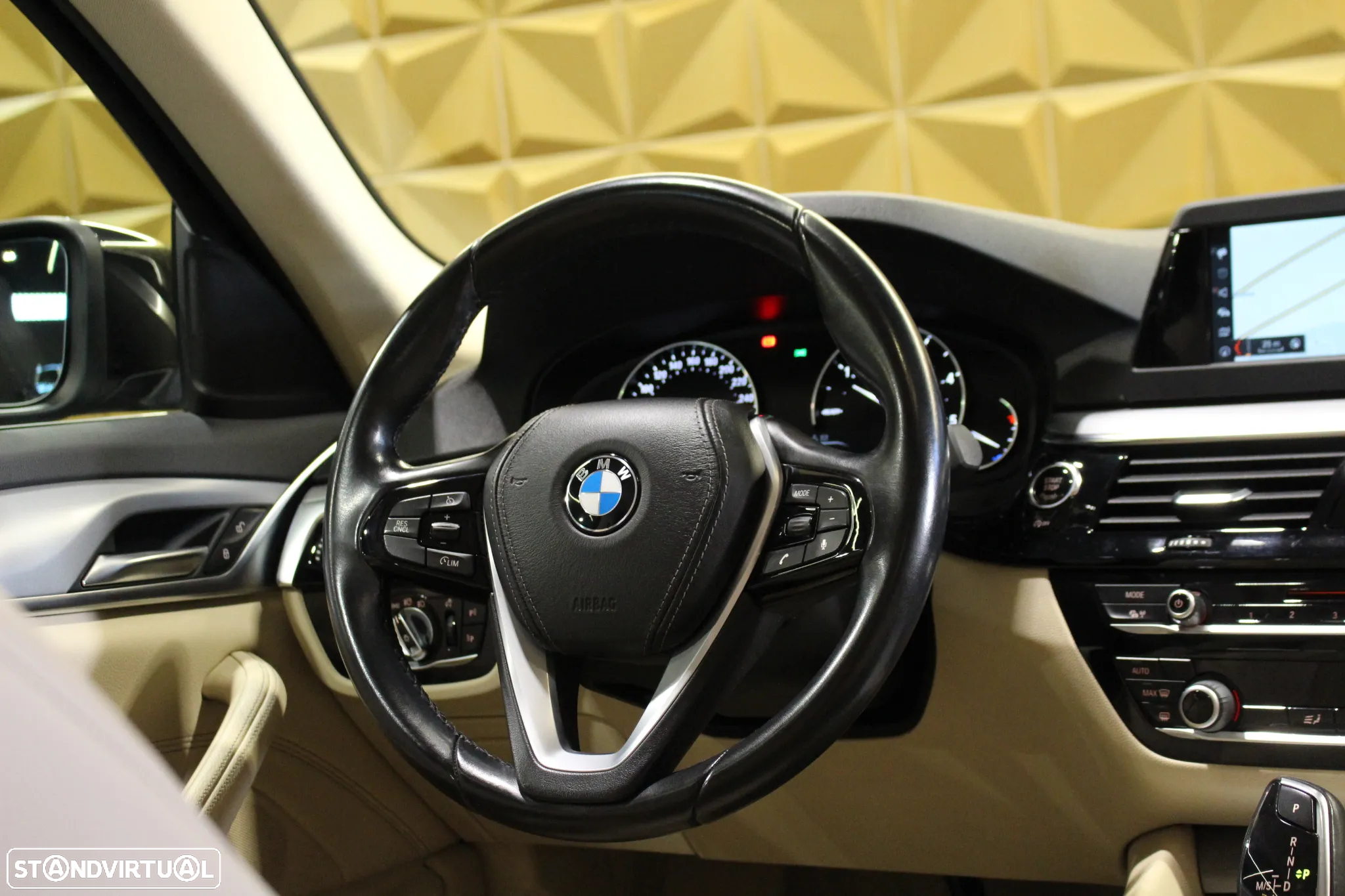 BMW 525 d Line Luxury Auto - 28