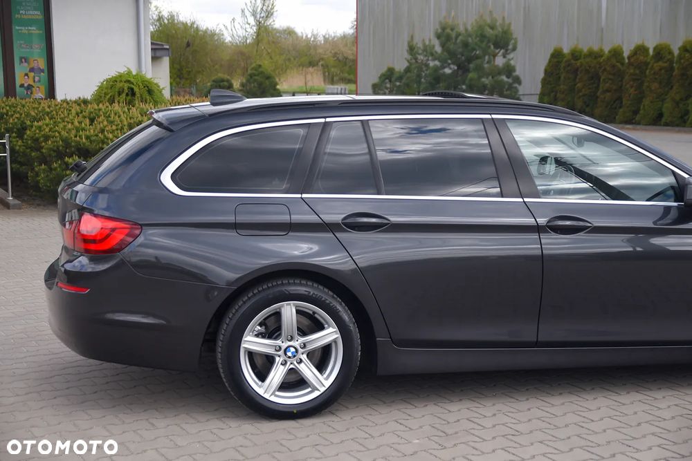 BMW Seria 5 520d - 26