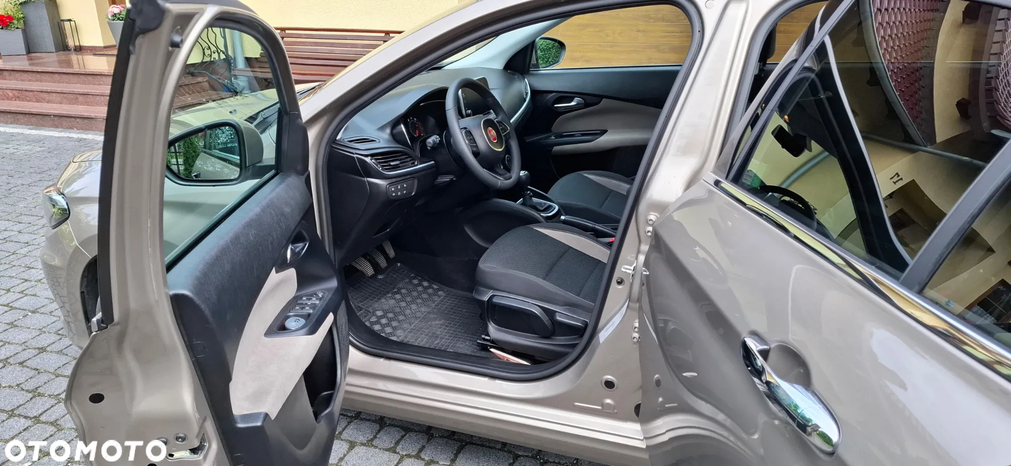 Fiat Tipo 1.4 T-Jet 16v Lounge - 3