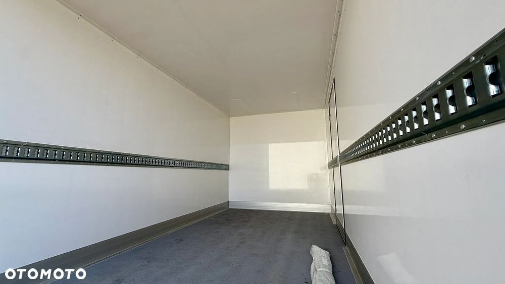 Iveco 35S18HA8 3.0 Diesel 180 KM AT8 ZF Kontener Izorema GSC Zabudowy! - 17