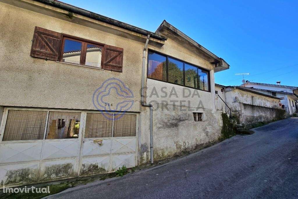 Moradia Individual junto ao centro de Ronfe em Guimarães - Grande imagem: 2/19