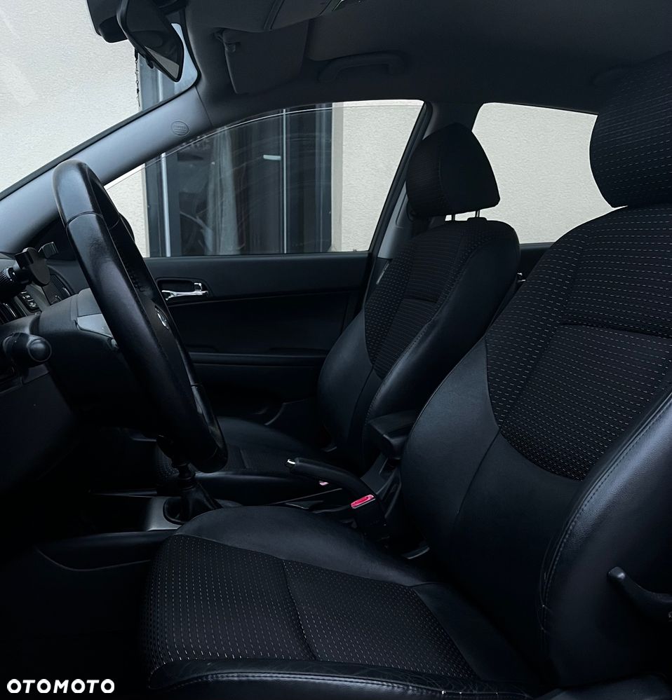 Hyundai i30 1.6 CRDi Classic - 19