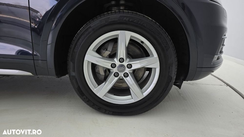 Audi Q5 2.0 40 TDI quattro S tronic Basic - 23