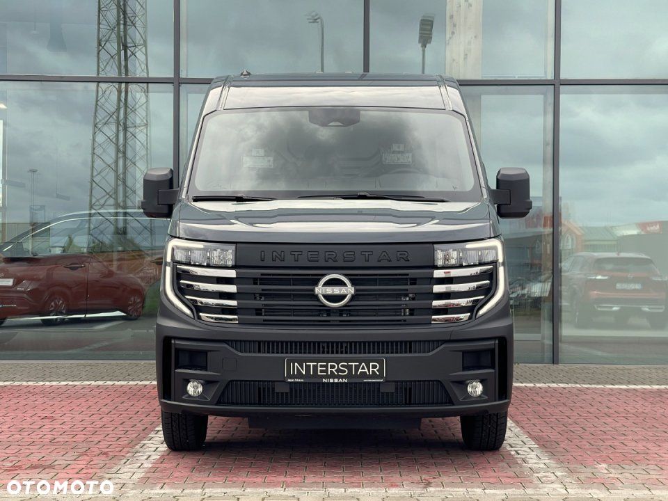 Nissan Interstar - 5