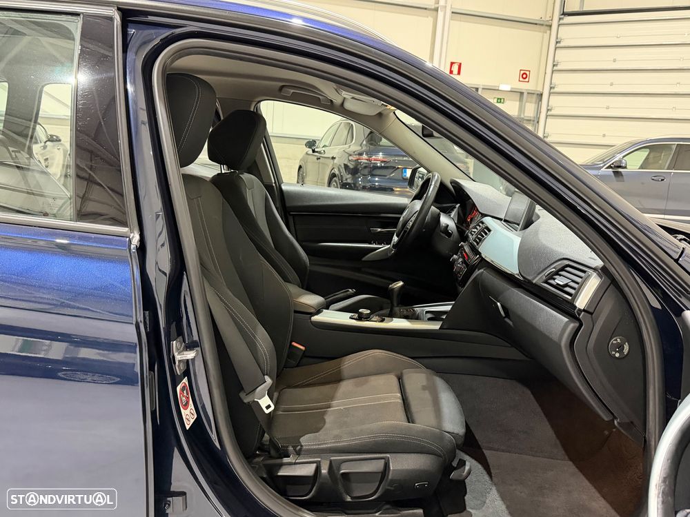 BMW 318 d Touring Line Sport - 9