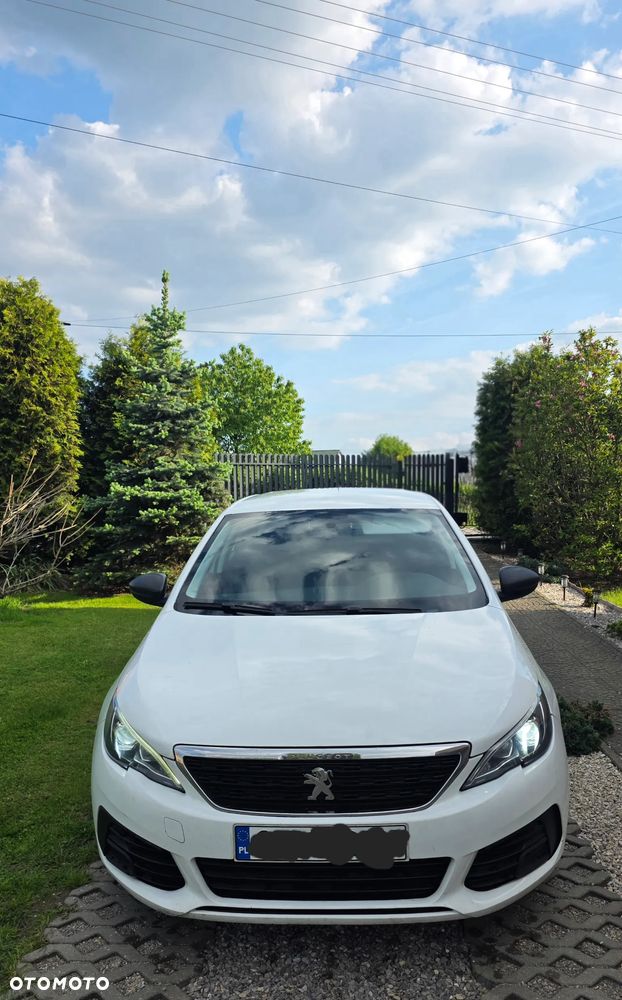 Peugeot 308 - 1