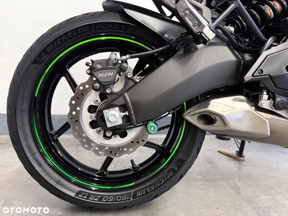 Kawasaki Versys 650 - 16