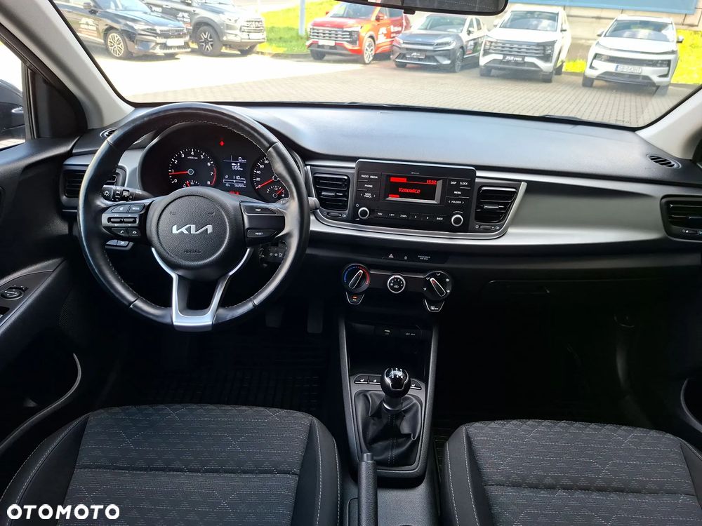 Kia Rio 1.2 M - 24