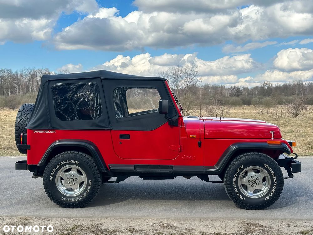 Jeep Wrangler 4.0 Sport - 10