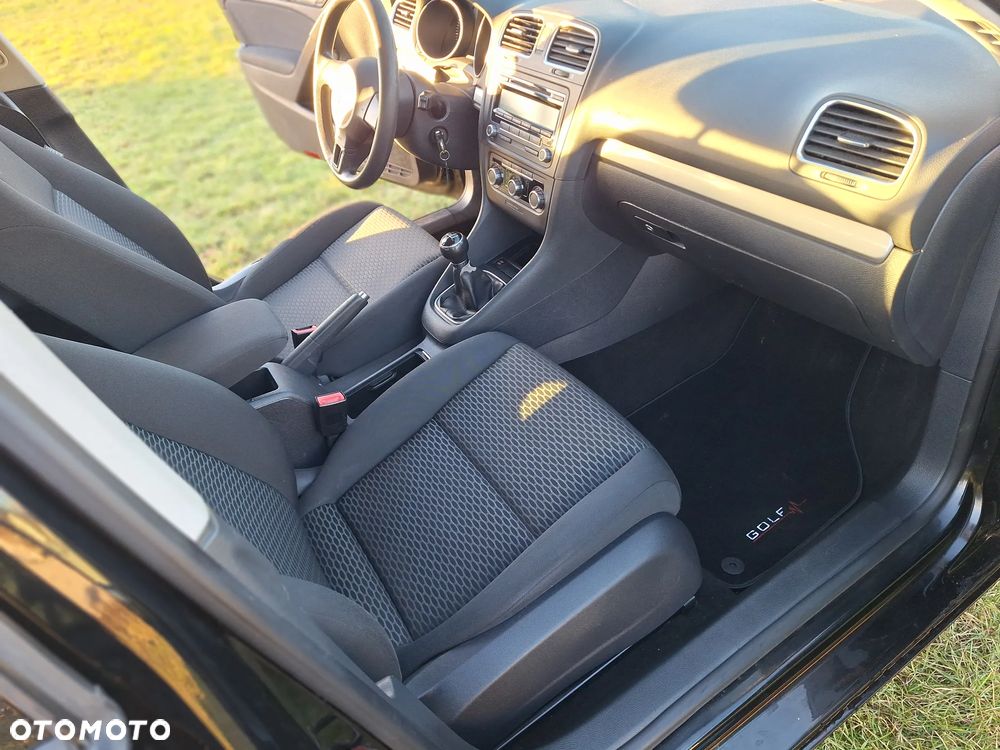 Volkswagen Golf 1.4 Comfortline - 25