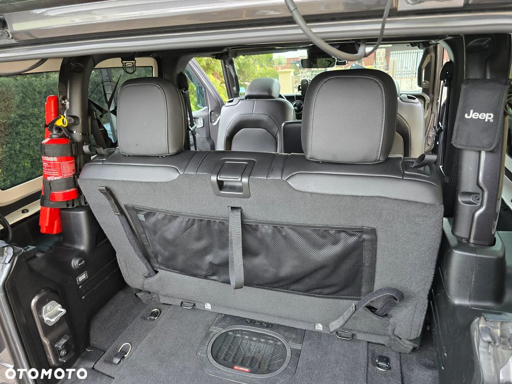 Jeep Wrangler GME 2.0 Turbo Sahara - 21