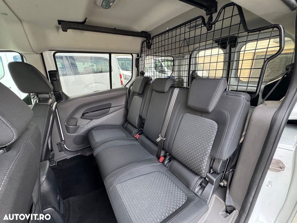Ford Transit Connect - 15