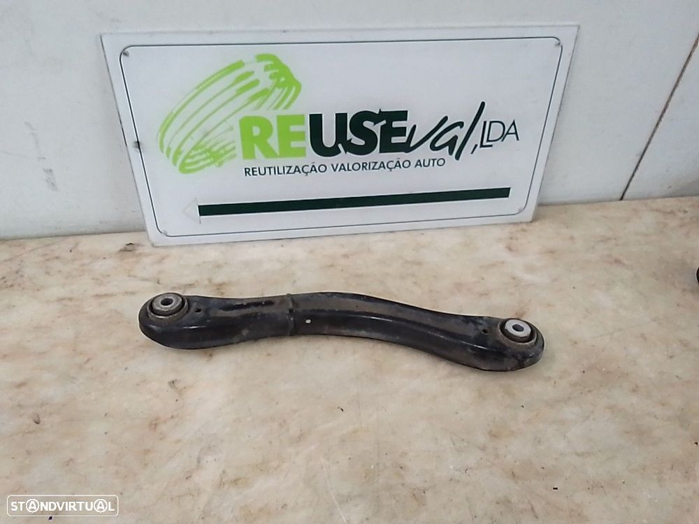 Braço Superior Suspenção Tr Esq Mercedes-Benz M-Class (W164) - 1