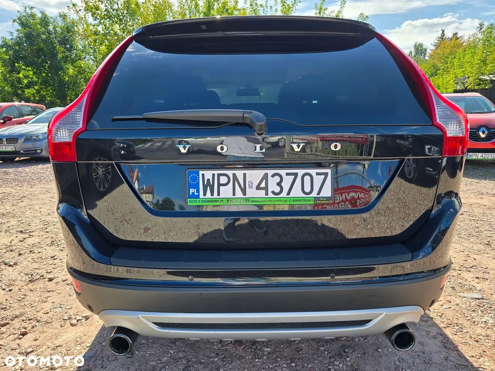 Volvo XC 60 2.0T R-Design - 7