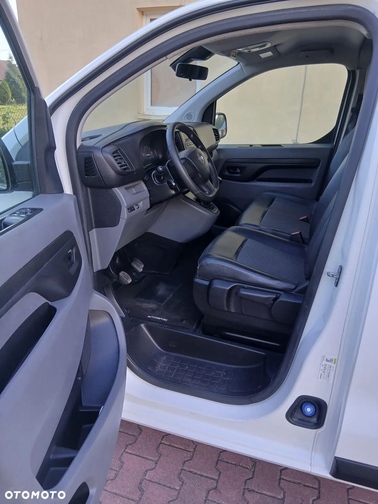 Opel vivaro - 8