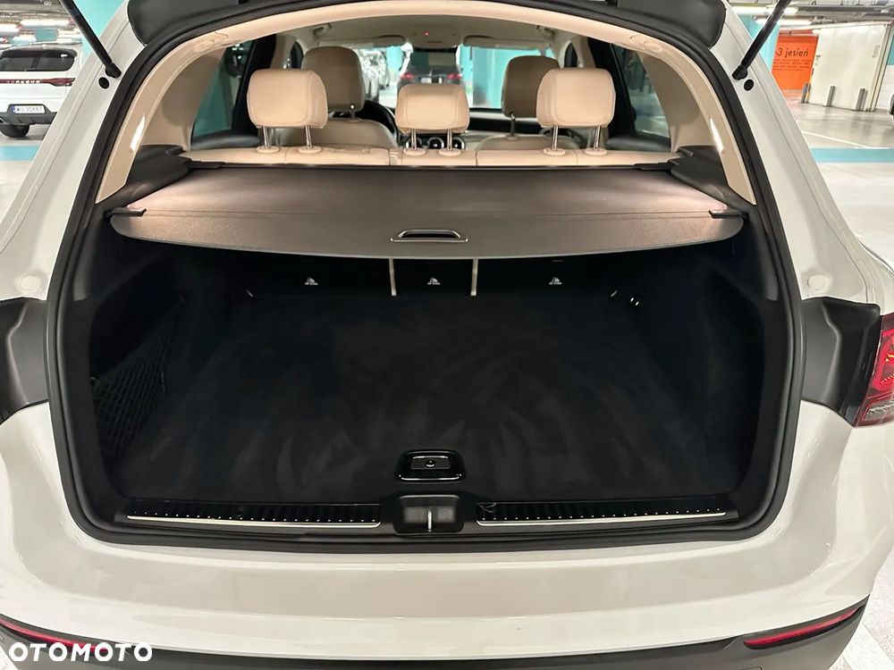 Mercedes-Benz GLC - 13
