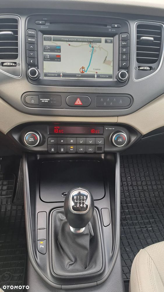 Kia Carens 1.7 CRDi L 7os - 14