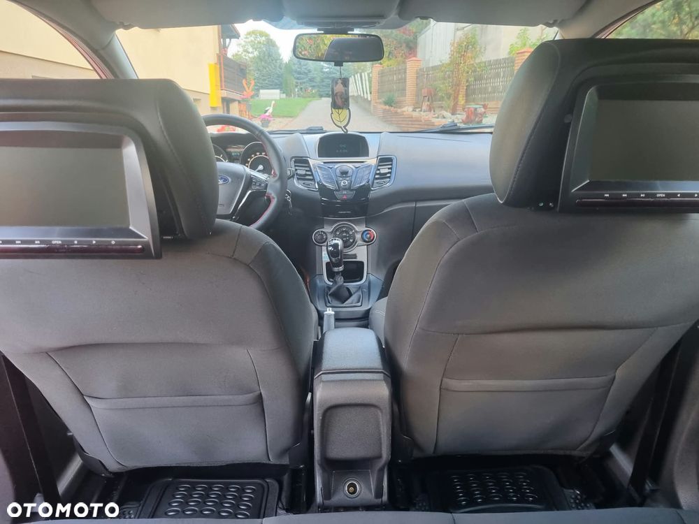 Ford Fiesta - 18