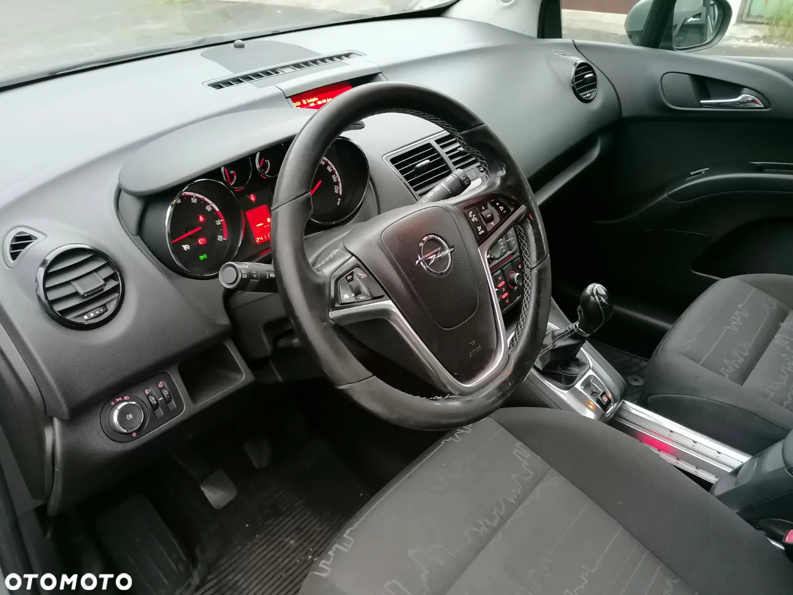 Opel Meriva - 11