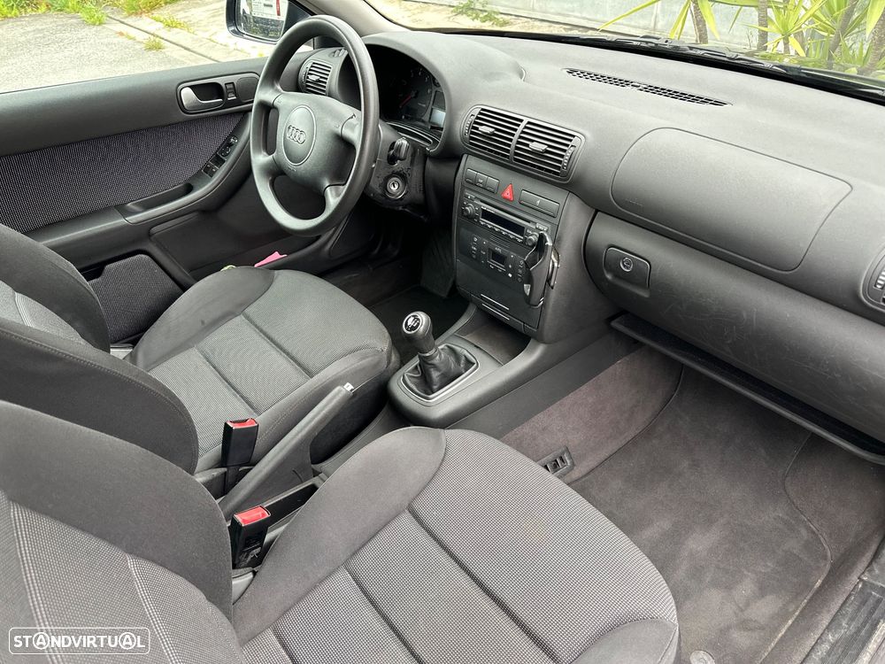 Audi A3 1.6 Ambition - 12