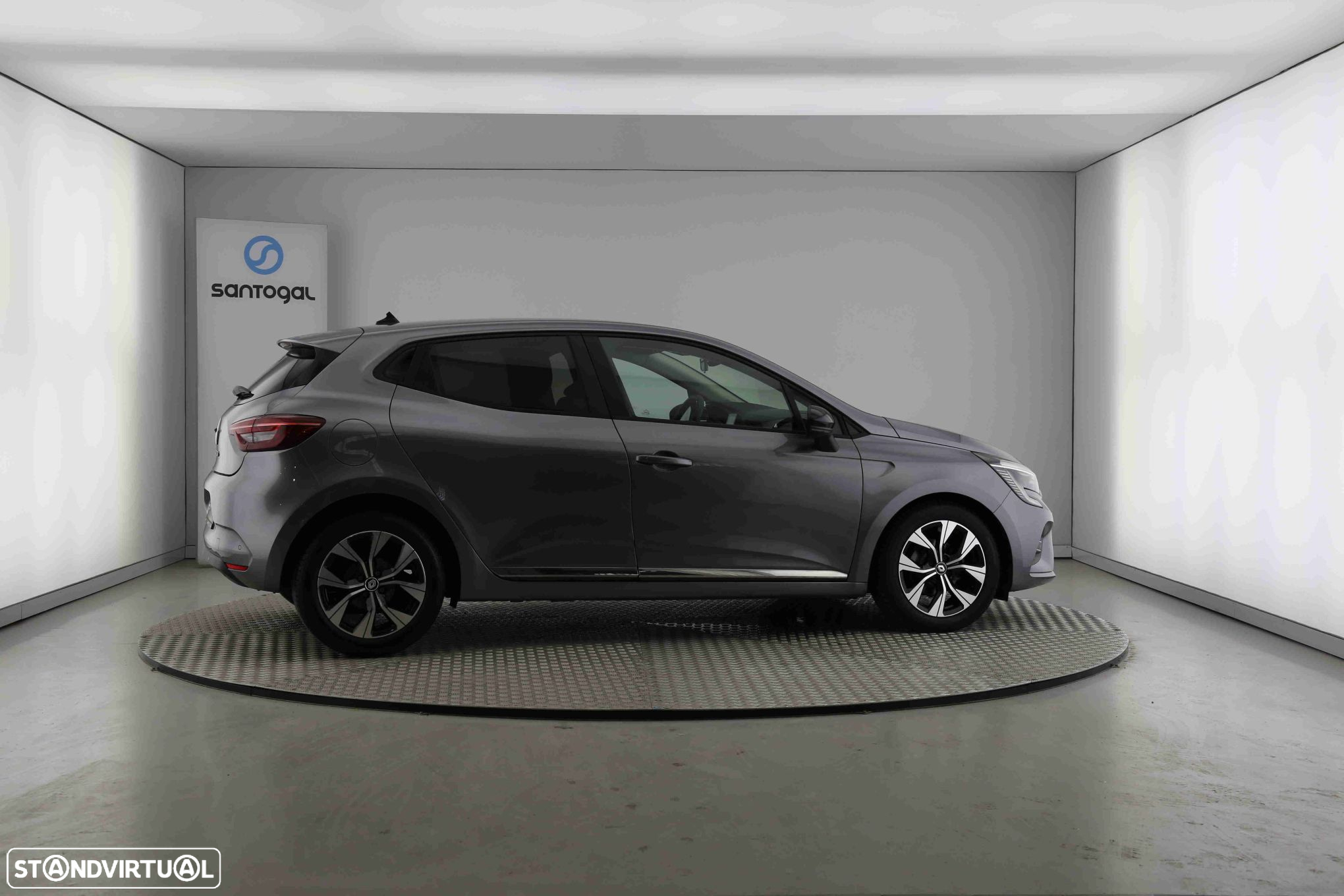 Renault Clio 1.0 TCe Evolution Bi-Fuel - 6