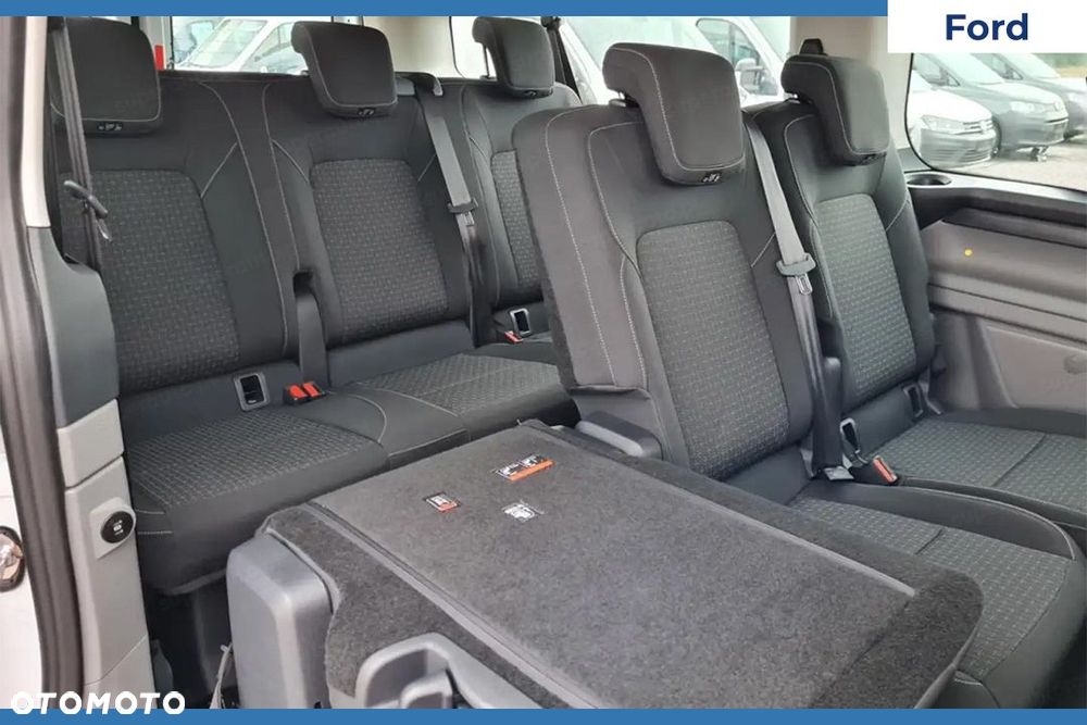 Ford Transit Custom - 11