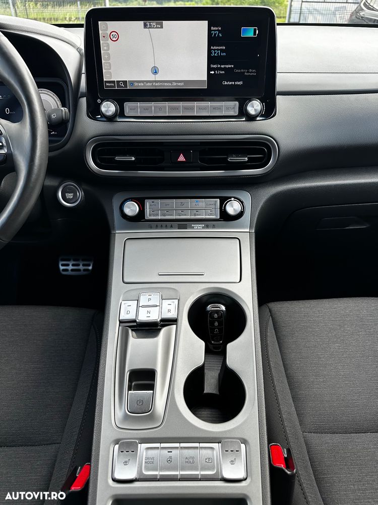Hyundai KONA Premium - 27
