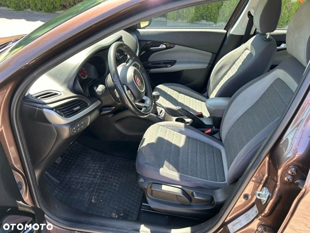 Fiat Tipo 1.4 16V Lounge - 9