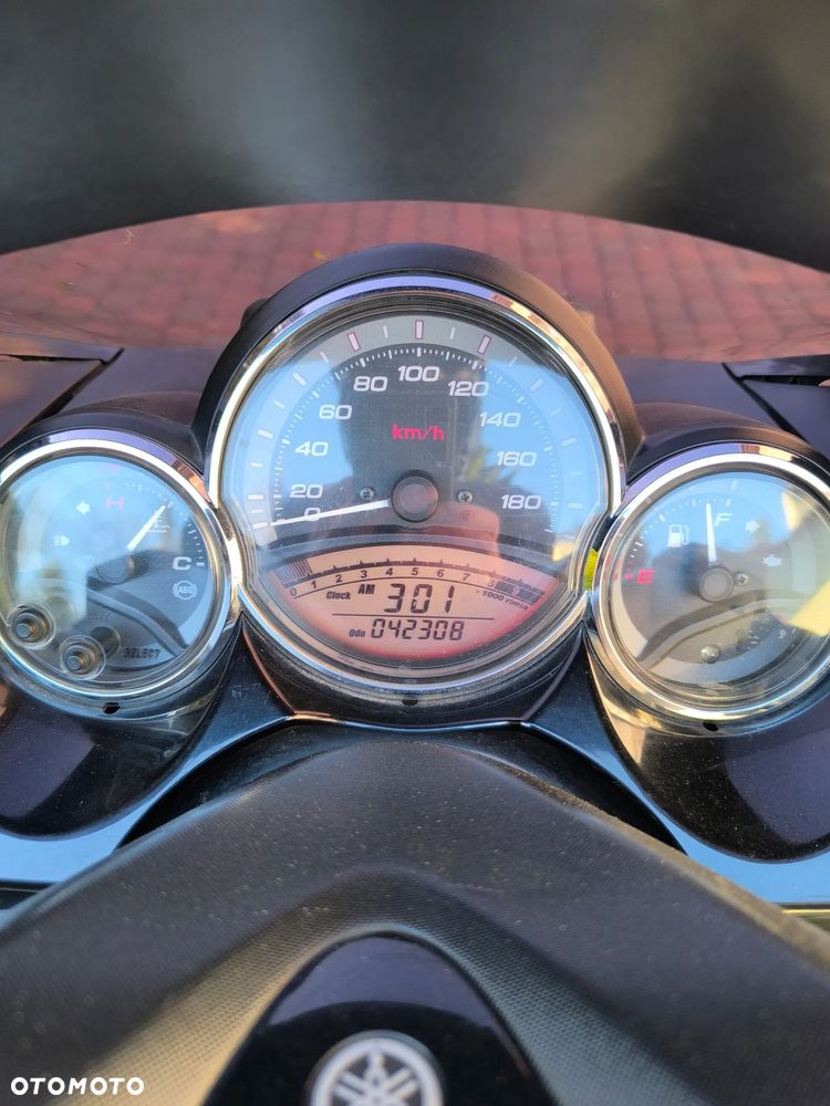 Yamaha Tmax - 6
