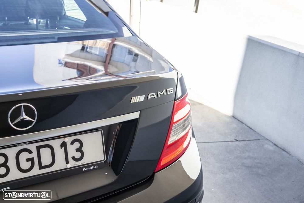Mercedes-Benz C 320 - 14