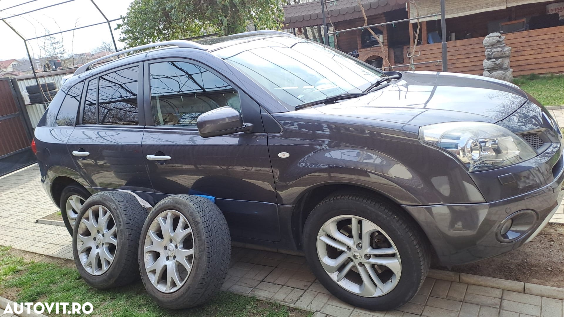 Renault Koleos 2.0 dCI 4X4 Dinamique Aut - 2