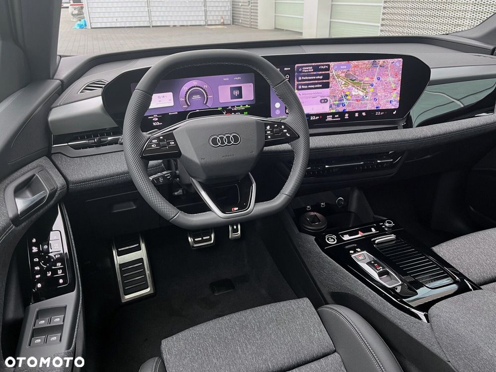 Audi Q6 e-tron - 16