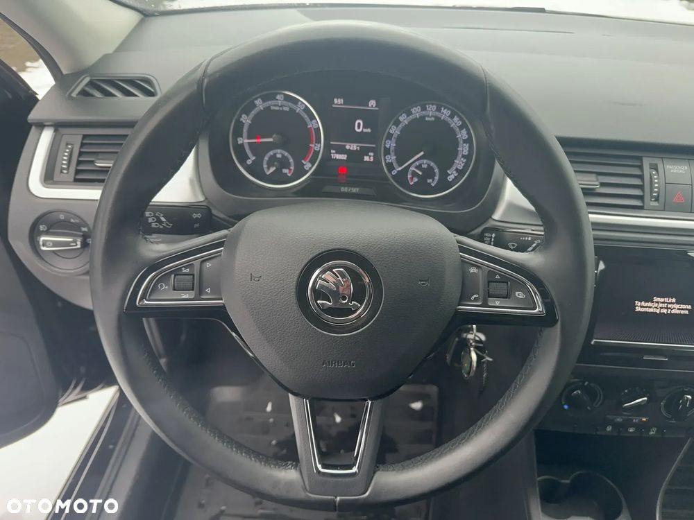 Skoda RAPID 1.0 TSI Ambition - 16