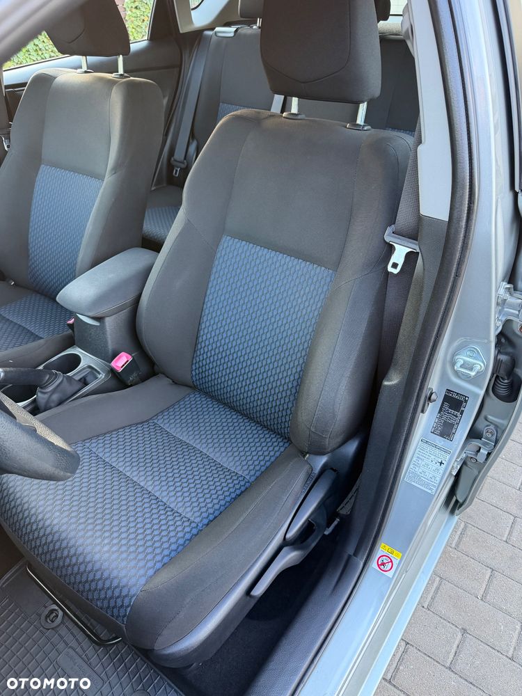 Toyota Auris 1.33 VVT-i Active - 18