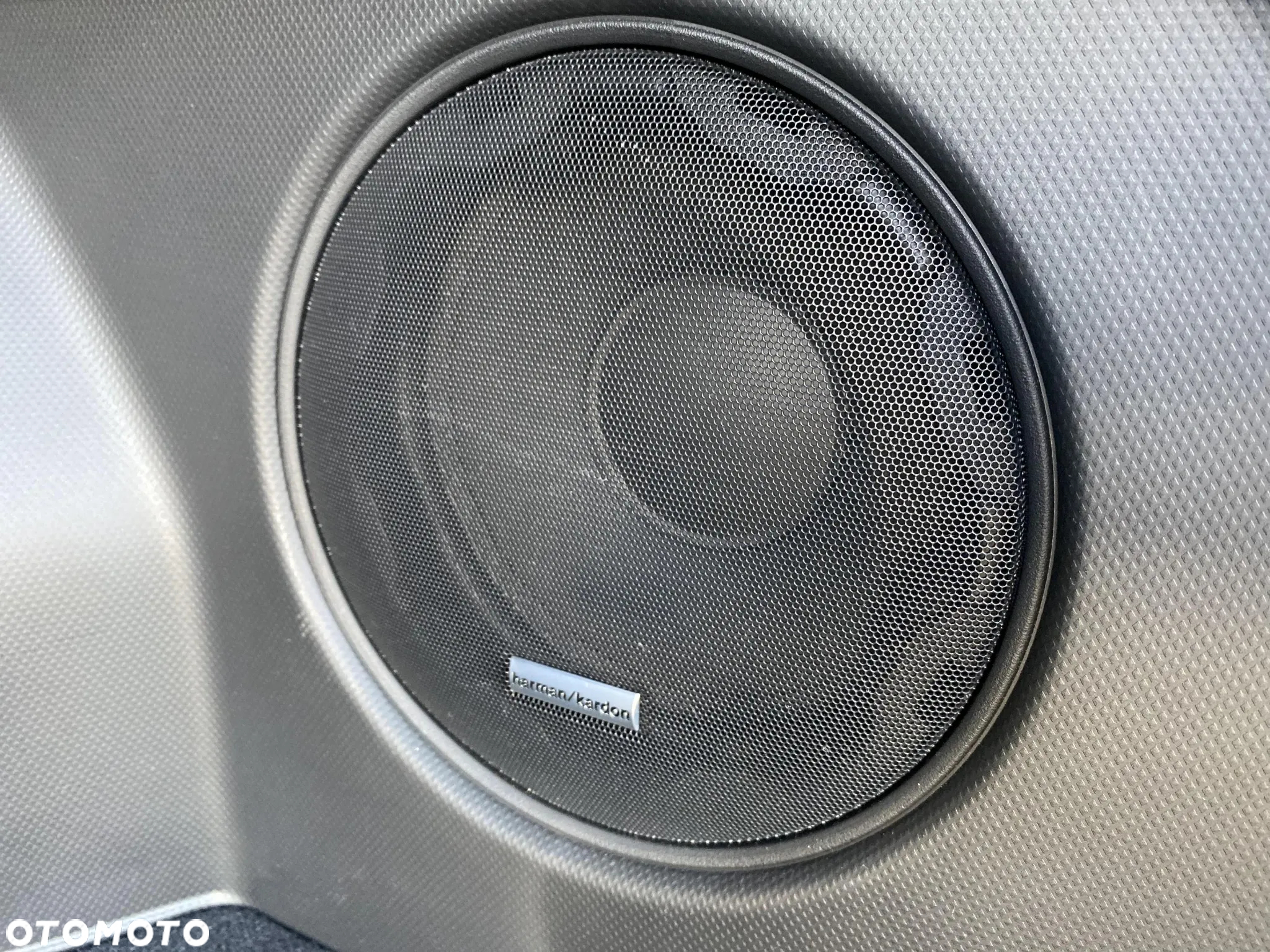 Subaru Forester 2.0i-L Platinum (EyeSight) Lineartronic - 20