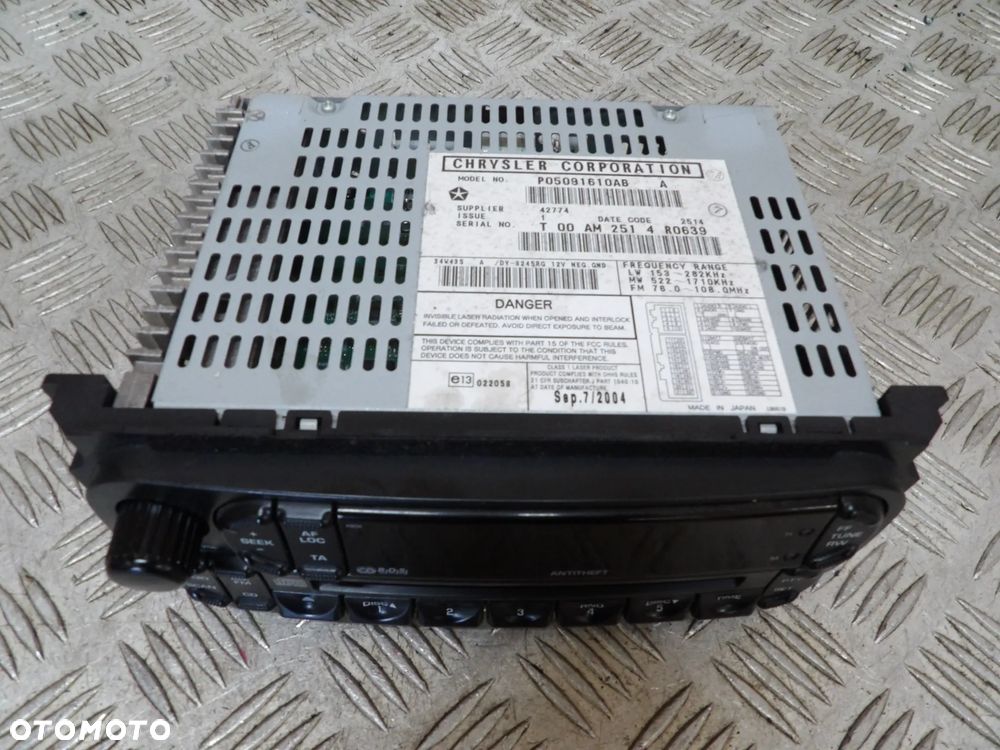 JEEP CHEROKEE KJ LIFT RADIO CD KOD - 4
