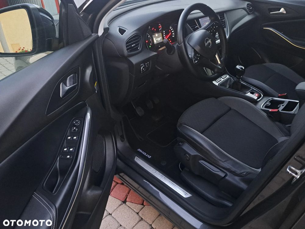 Opel Grandland X 1.2 Start/Stop Elegance - 11