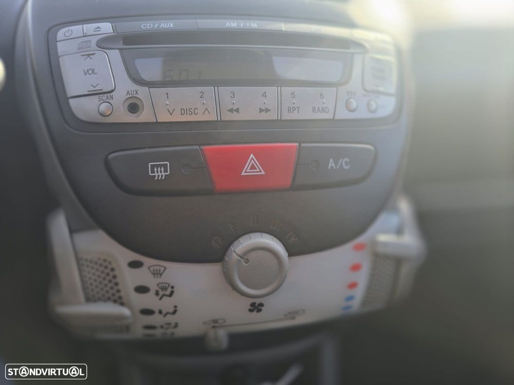 Toyota Aygo City - 3