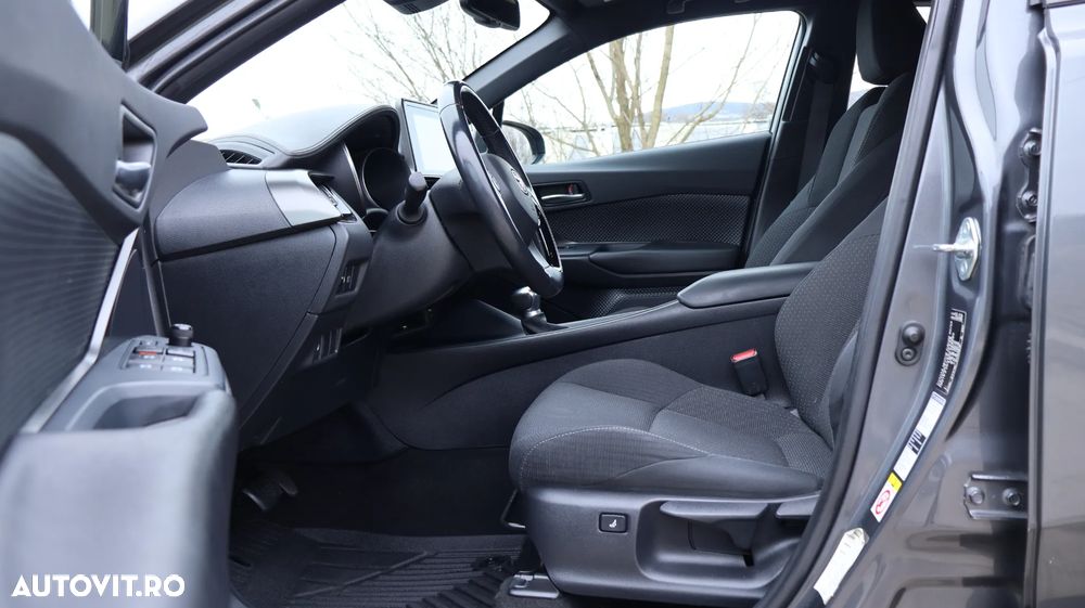Toyota C-HR Business-Edition - 9